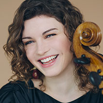 Julia Hagen, Violoncello